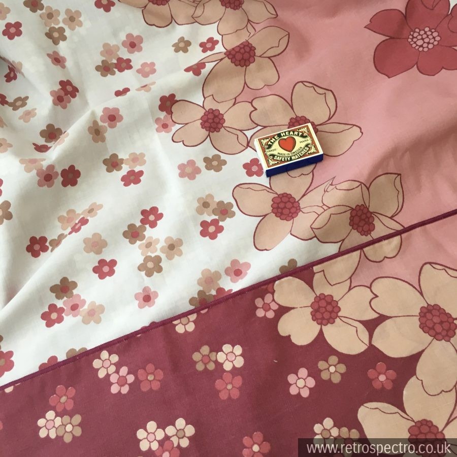 Flowery Pink Single Bed Set RetroSpectro