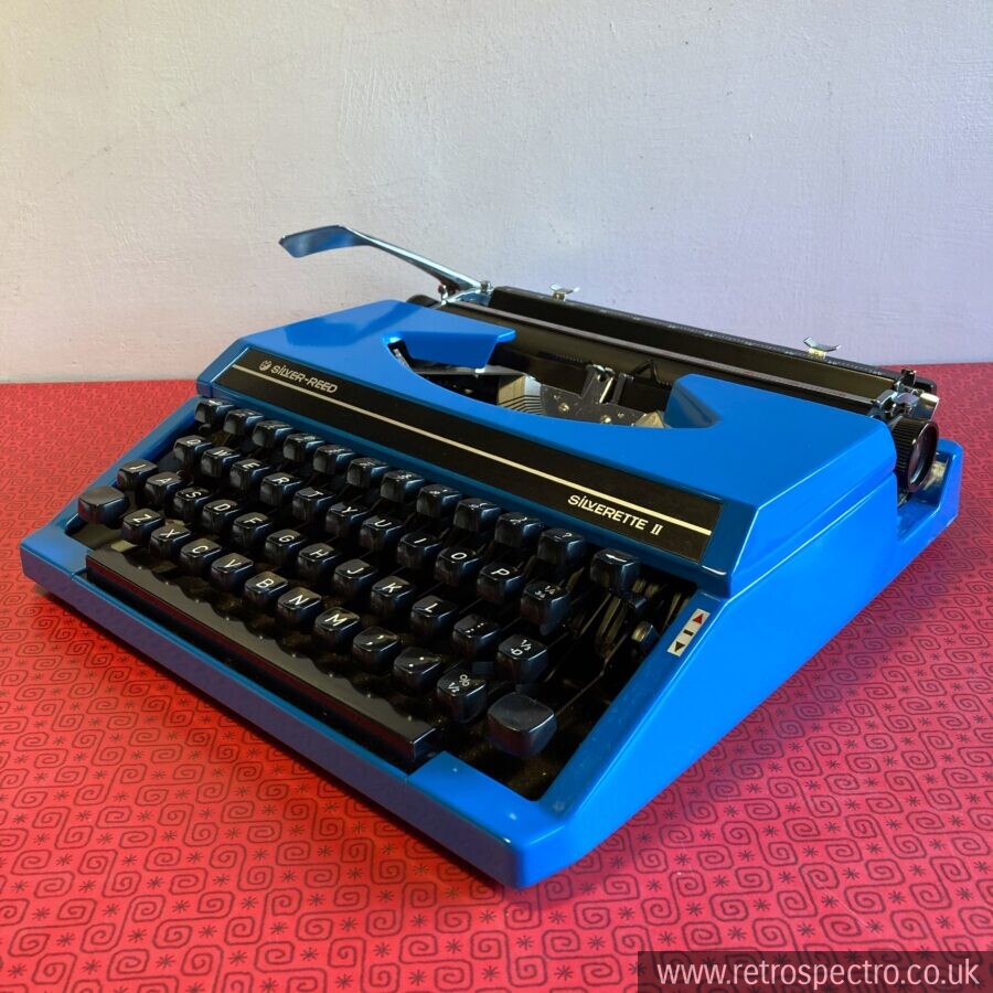 Silver Reed Silverette Typewriter RetroSpectro