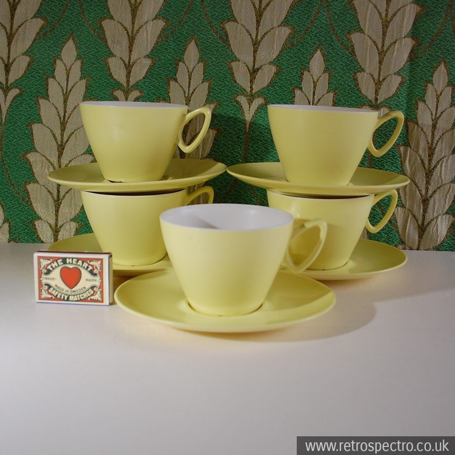 Five Melamine Cups & Saucers RetroSpectro