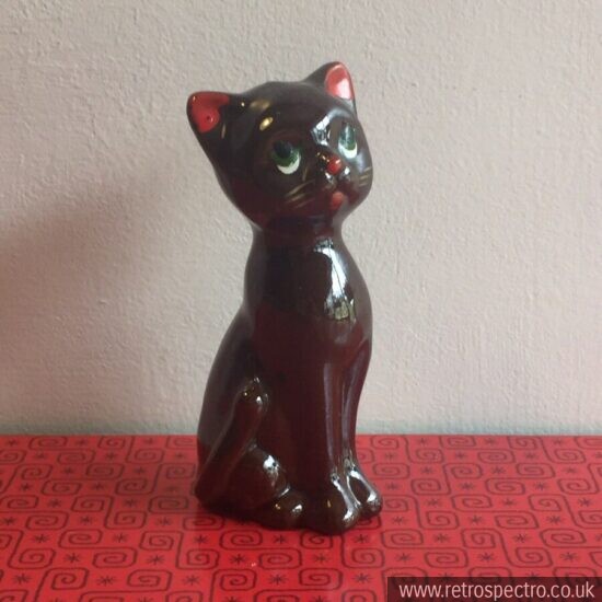 Cute Cat Figurine Made In Japan Vintage 11cm high Retro Kitsch