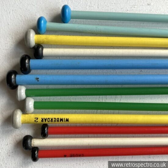 Vintage Coloured Knitting Needles In Case